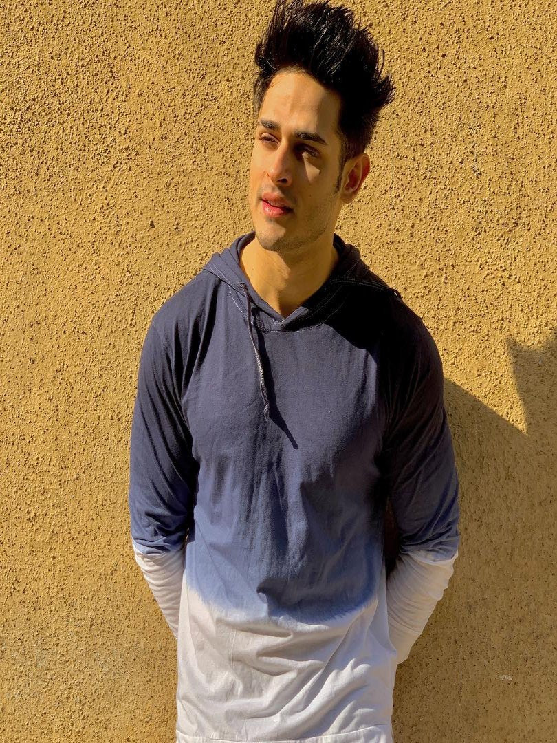 White Blue Tie Dye Hooded Full Sleeves T-Shirt ( Priyank sharma)