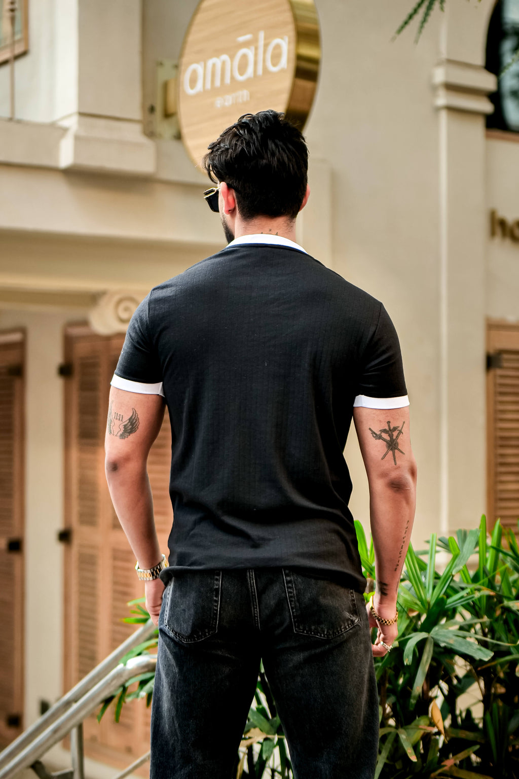 Black Drop Needle Mandarin Zipper T-Shirt