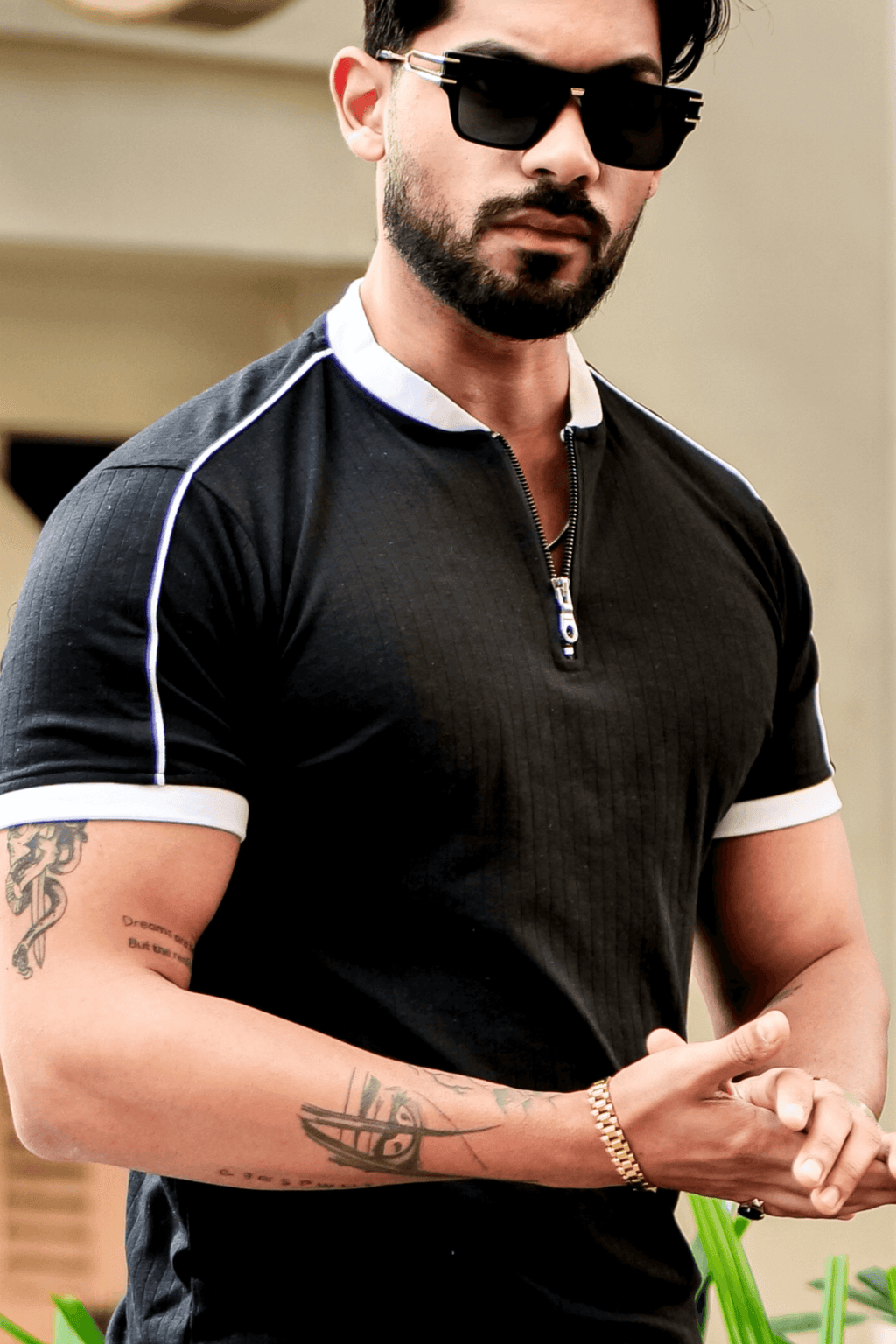 Black Drop Needle Mandarin Zipper T-Shirt