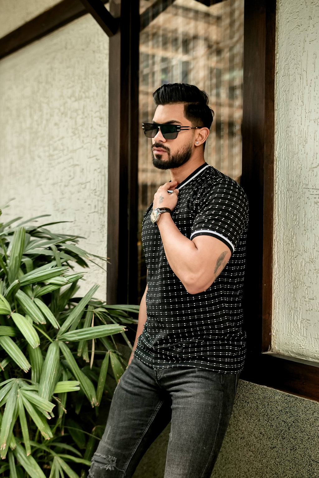 Black Self Design Round Neck T-Shirt