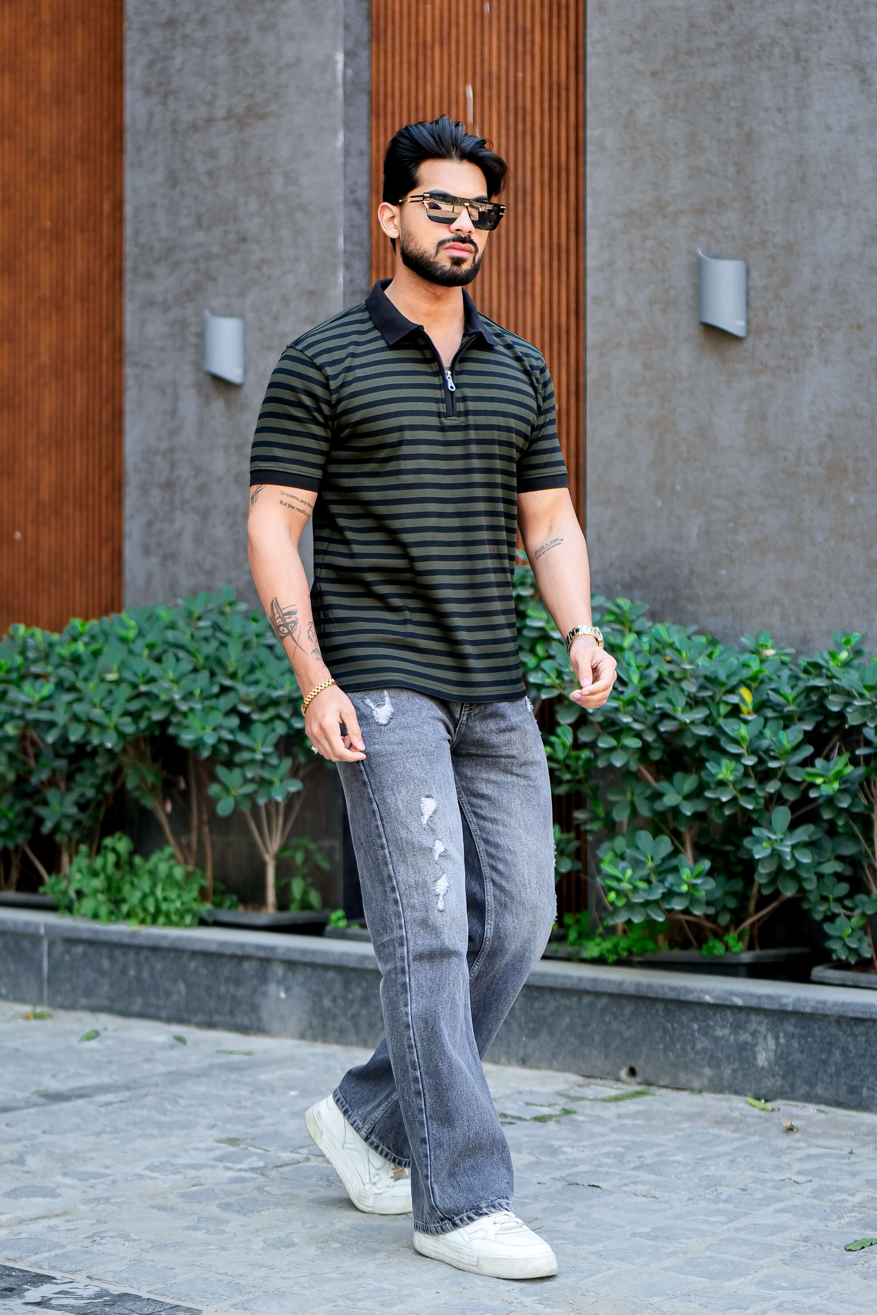 Black Striper Polo Neck Zipper T-Shirt