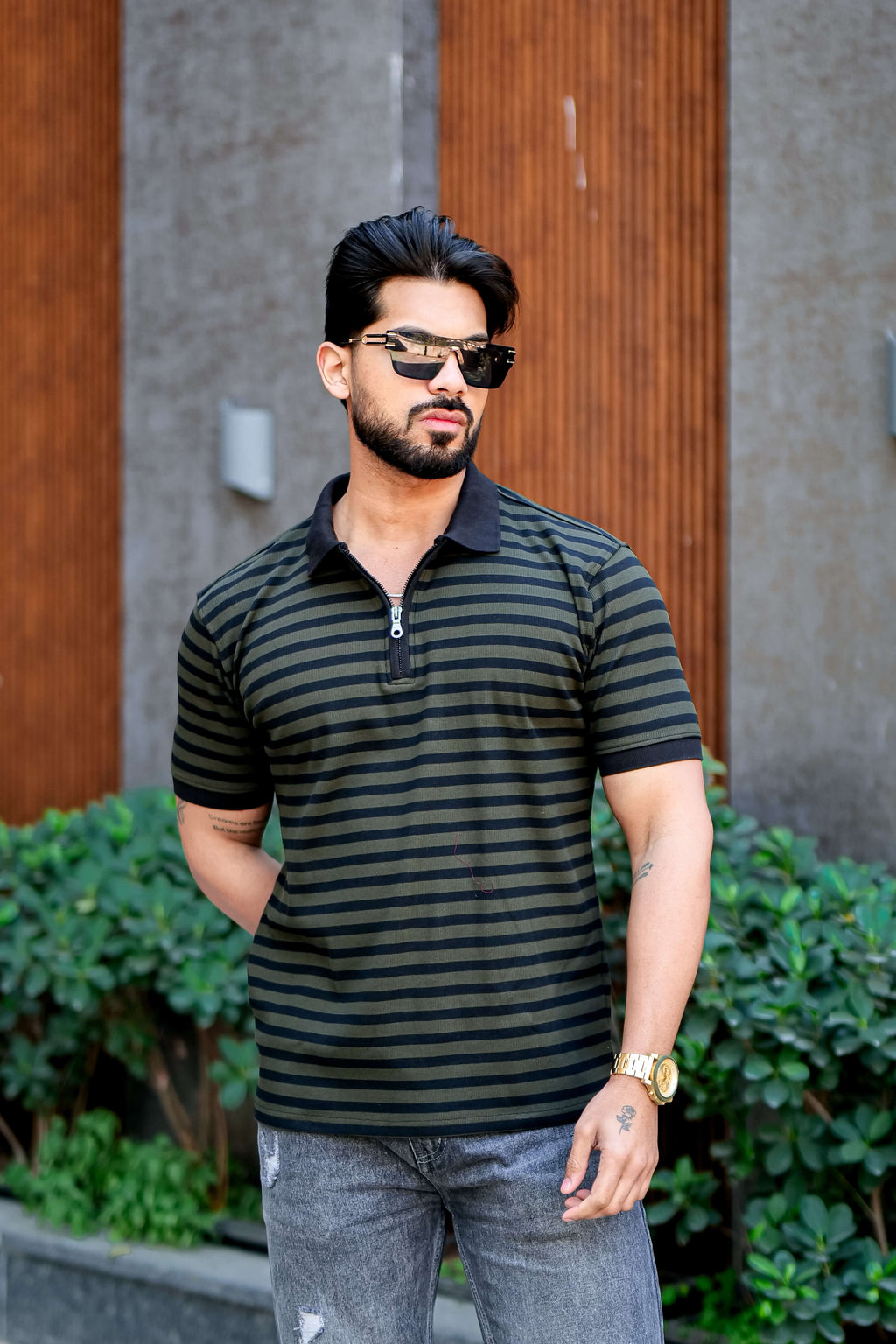 Black Striper Polo Neck Zipper T-Shirt