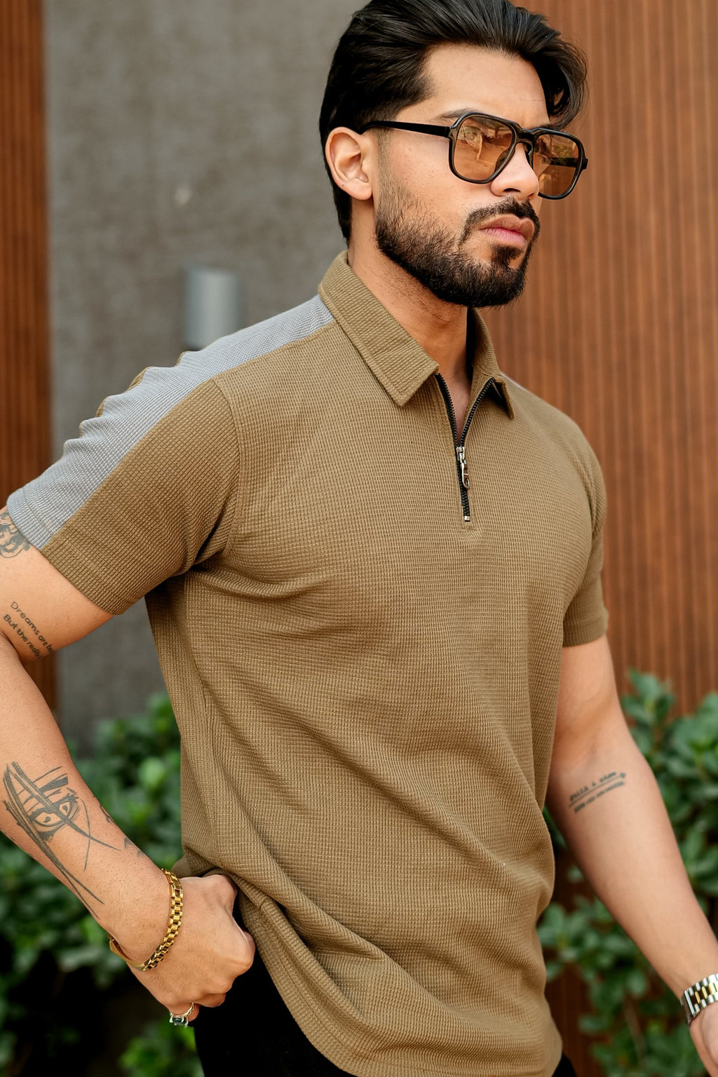 Khakhi Waffle Knit Zipper Polo Collar T-Shirt