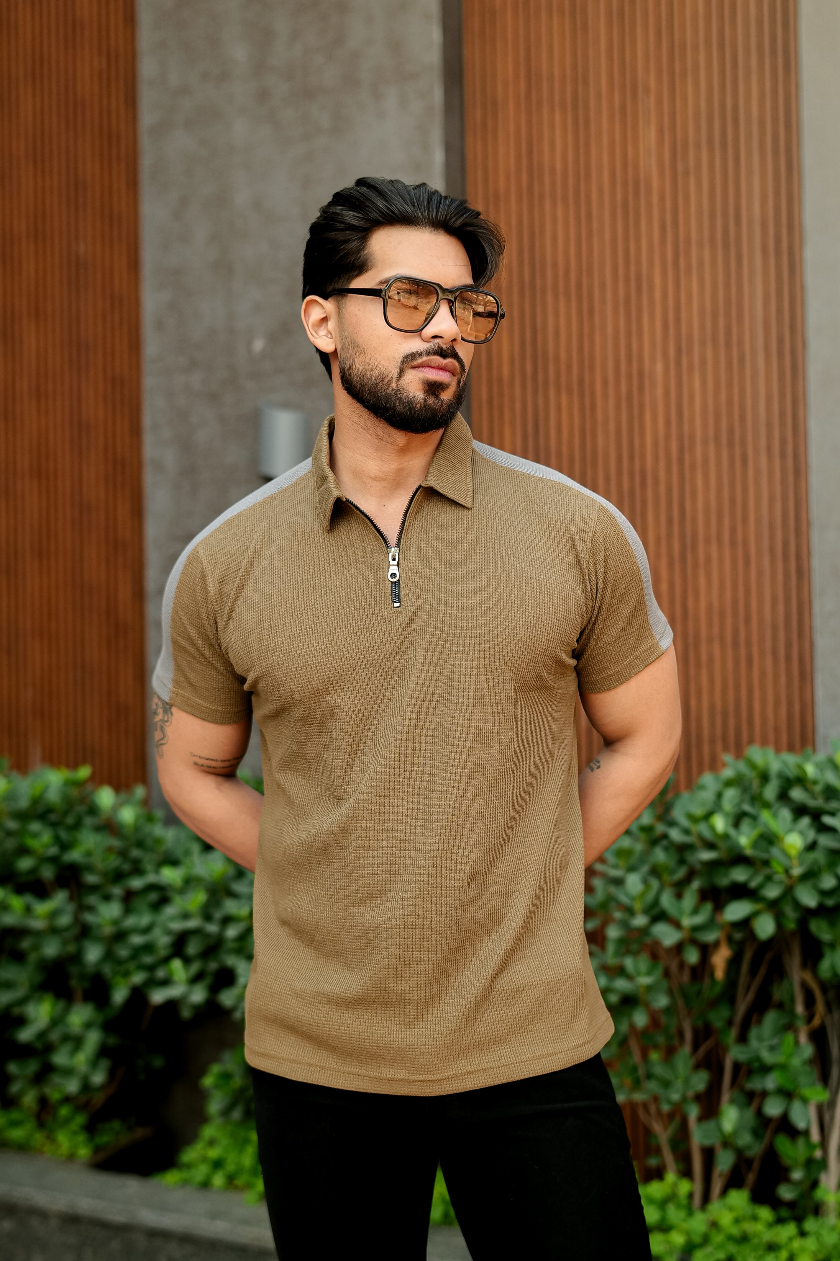 Khakhi Waffle Knit Zipper Polo Collar T-Shirt