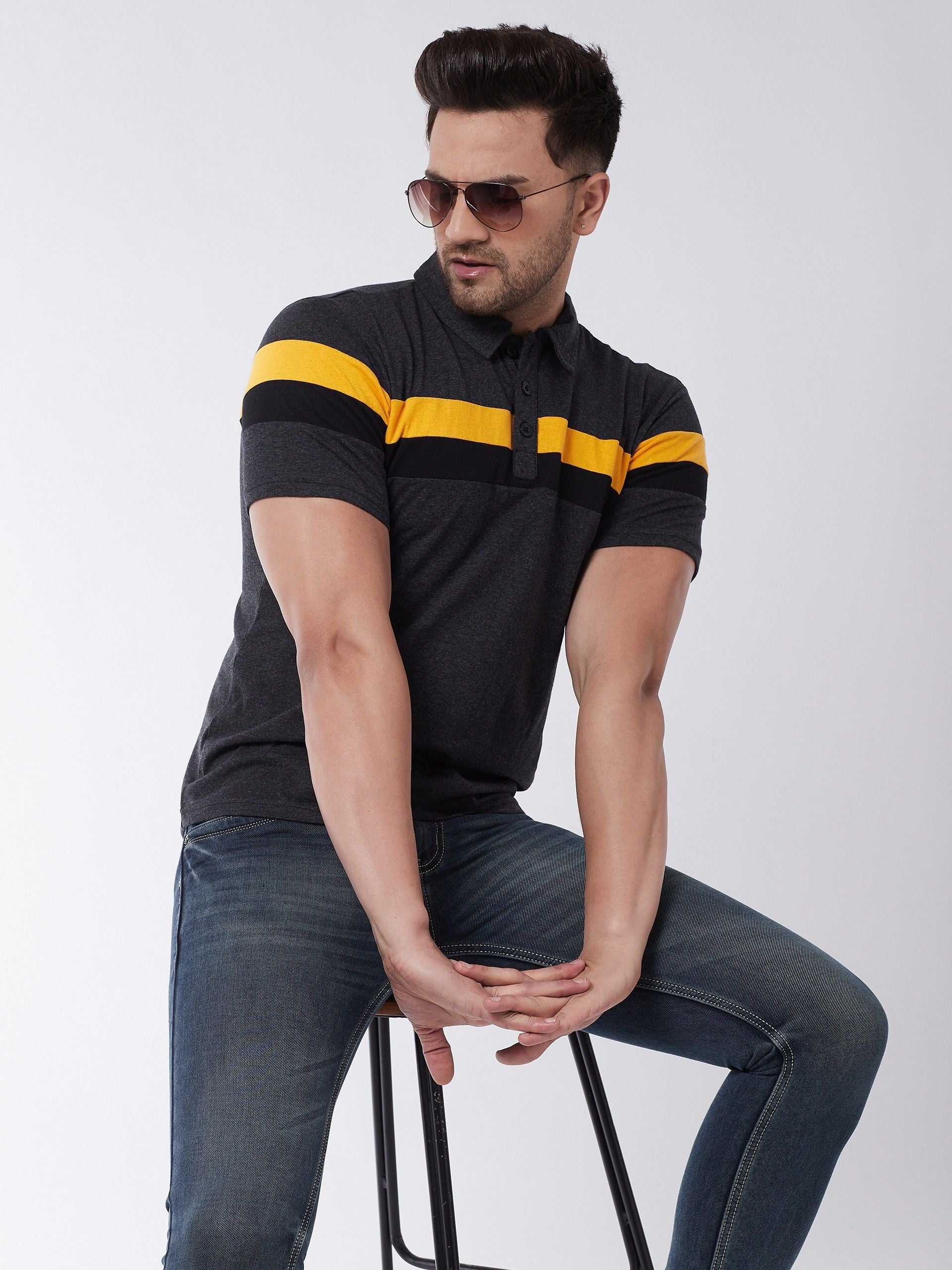 Anthra Men Color Blocked Polo T-Shirt